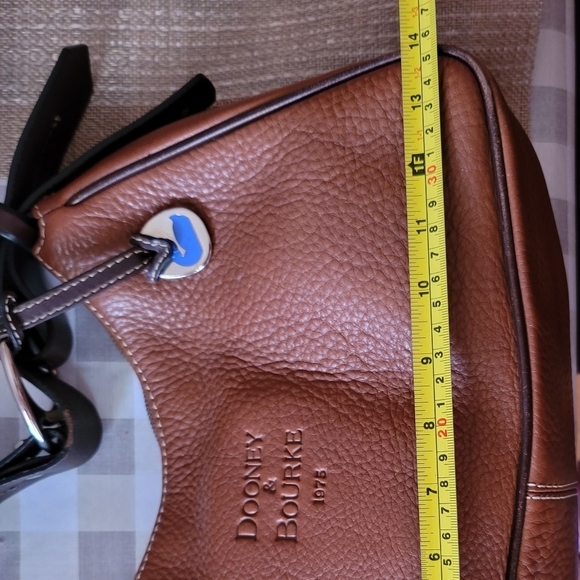 Dooney and Bourke Vintage Shoulder Bag - Picture 12 of 12